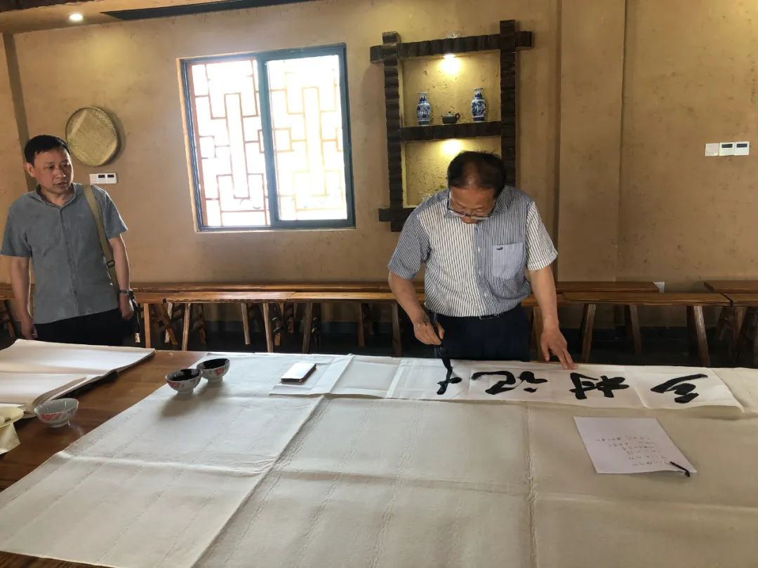 省书协赴滁州市南谯区开展“到人民中去”文艺志愿服务活动(图32) 省书协赴滁州市南谯区开展“到人民中去”文艺志愿服务活动(图32)