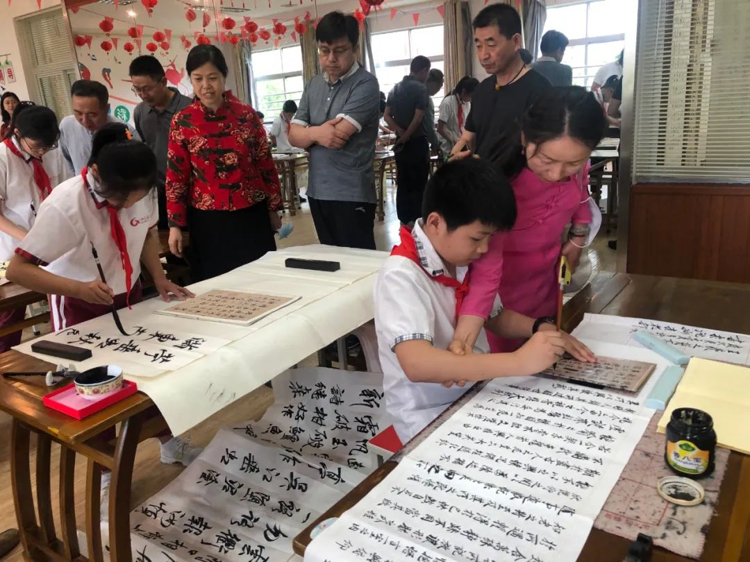 文艺进万家 健康你我他 | 省书协赴池州志愿服务活动(图9) 文艺进万家 健康你我他 | 省书协赴池州志愿服务活动(图9)