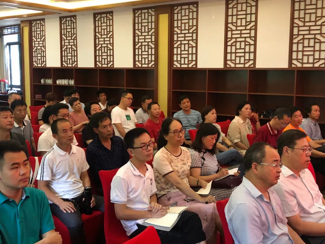 文艺进万家 健康你我他 | 省书协志愿服务小分队赴宣城、黄山开展公益培训(图6) 文艺进万家 健康你我他 | 省书协志愿服务小分队赴宣城、黄山开展公益培训(图6)