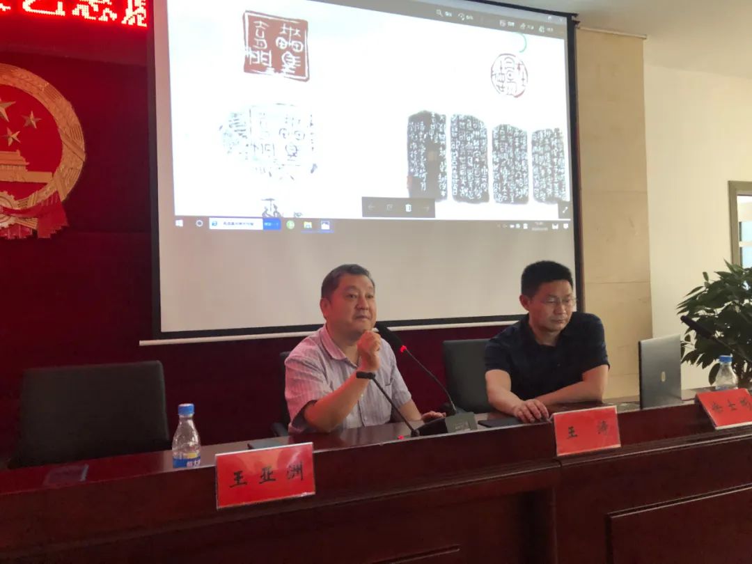 文艺进万家 健康你我他 | 省书协志愿服务小分队赴宣城、黄山开展公益培训(图11) 文艺进万家 健康你我他 | 省书协志愿服务小分队赴宣城、黄山开展公益培训(图11)