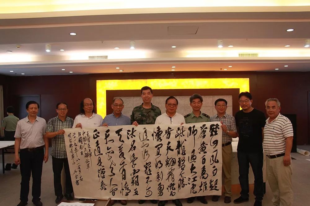 不忘初心跟党走 双拥共建一家亲 ——省文联文艺志愿服务走进省军区军营(图18) 不忘初心跟党走 双拥共建一家亲 ——省文联文艺志愿服务走进省军区军营(图18)