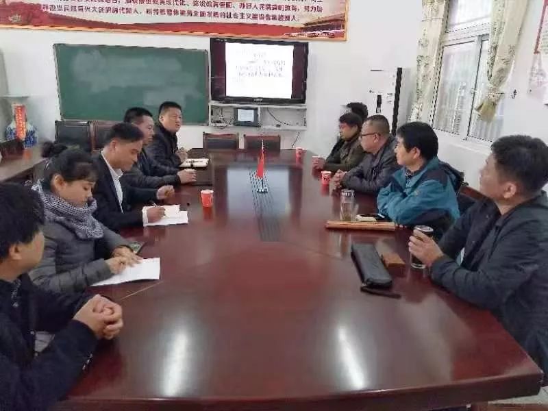 微信图片_20191120091740.jpg 省书协教育培训工作委员会赴望江县开展文艺志愿服务活动(图4)