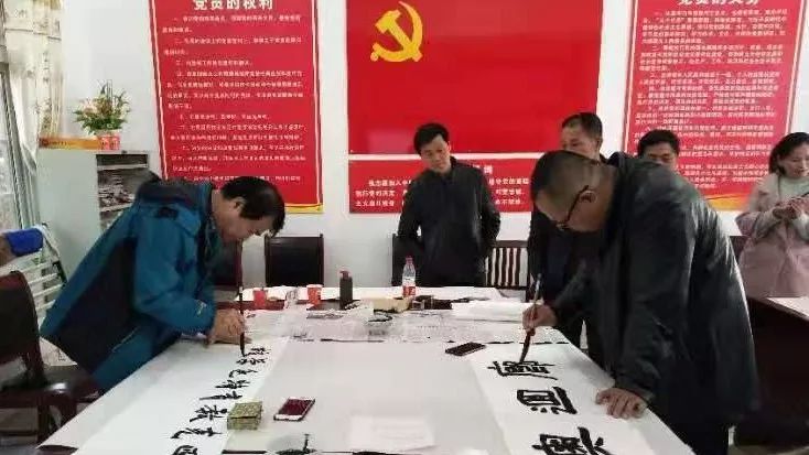 微信图片_20191120091756.jpg 省书协教育培训工作委员会赴望江县开展文艺志愿服务活动(图6)