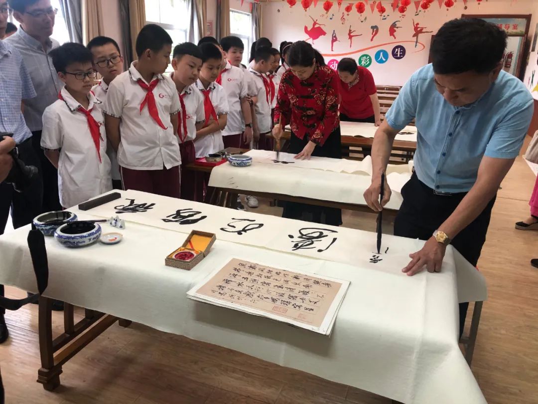 文艺进万家 健康你我他 | 省书协赴池州志愿服务活动(图8) 文艺进万家 健康你我他 | 省书协赴池州志愿服务活动(图8)