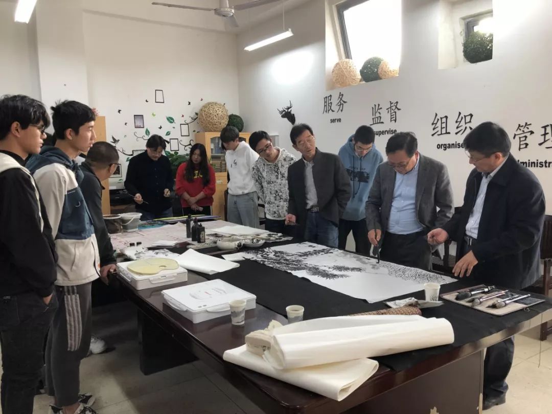 微信图片_20191117175248.jpg 文艺名家进高校——省文联文艺小分队走进安徽理工大学(图8)