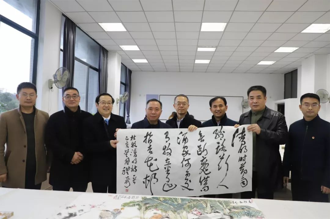 文艺名家进高校--省文联文艺小分队走进池州学院(图1)