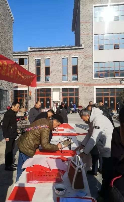 全省书法界深入开展2020“我们的中国梦”——文化进万家、暨“同心同书·祖国新春好”送万福进万家活动(图28) 全省书法界深入开展2020“我们的中国梦”——文化进万家、暨“同心同书·祖国新春好”送万福进万家活动(图28)