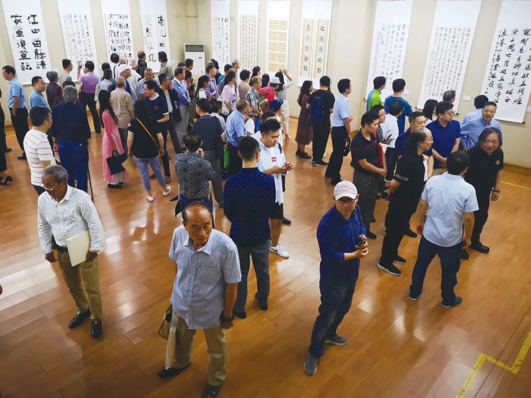 “庆祝中华人民共和国成立70周年——合肥市第六届书法大展”在亚明艺术馆开幕(图9) “庆祝中华人民共和国成立70周年——合肥市第六届书法大展”在亚明艺术馆开幕(图9)