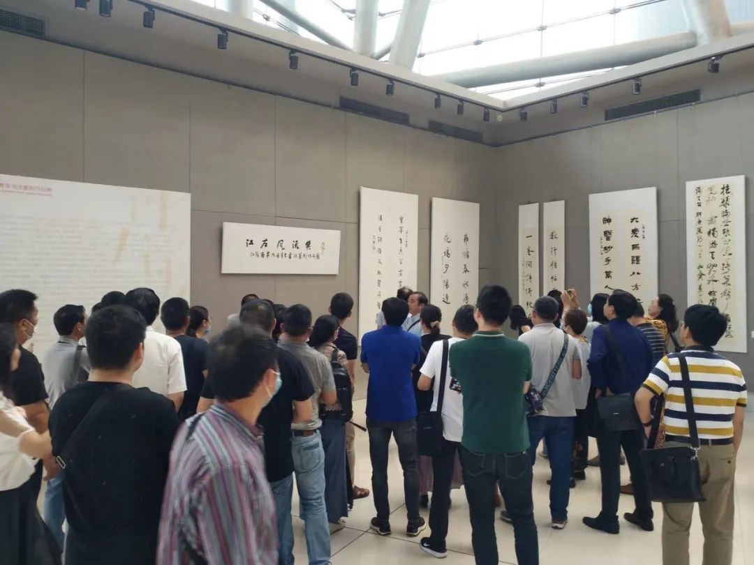 宣城市宣州区书协赴江苏开展书法交流学习活动(图1) 宣城市宣州区书协赴江苏开展书法交流学习活动(图1)