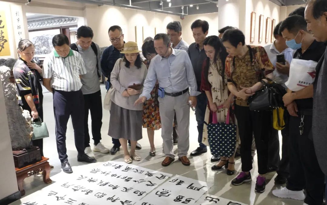 省书协在合肥举办公益大讲堂(图5) 省书协在合肥举办公益大讲堂(图5)