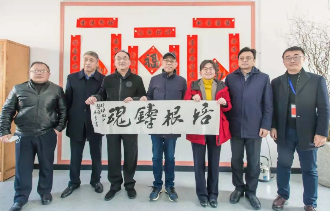 传承国粹 培根铸魂——蚌埠市教育局书法教育中心挂牌(图9) 图片