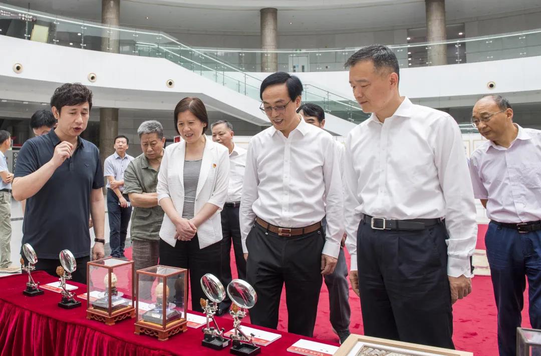 “艺心向党•文艺为民”｜庆祝中国共产党成立100周年书法美术摄影民间文艺作品展在合肥举办(图5)