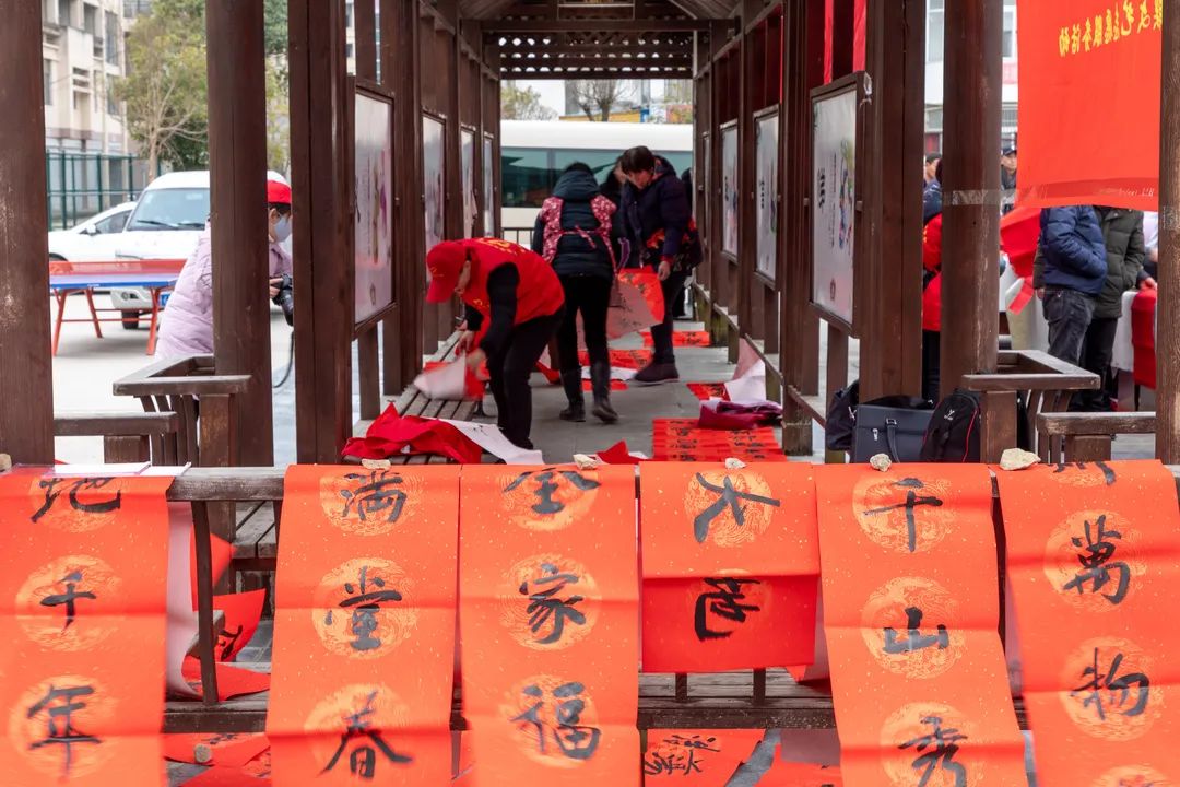 为时代和人民放歌|省文联文艺志愿服务活动走进革命老区岳西 2022年送“文化年货”活动正式启动(图21) 图片