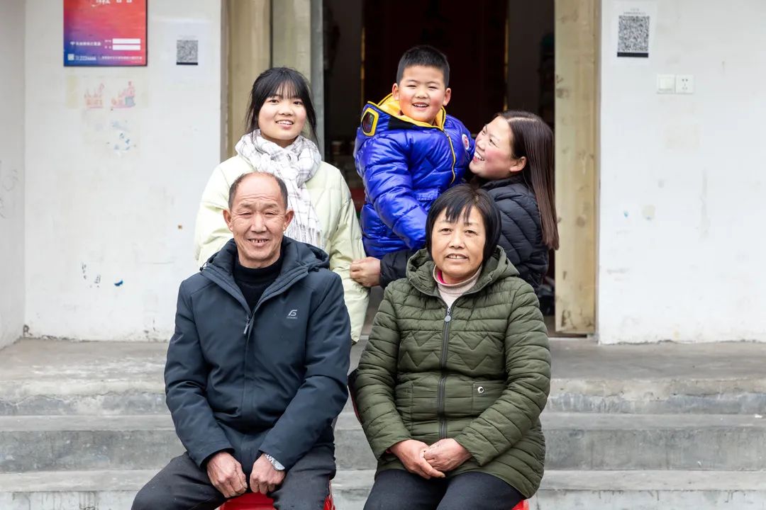 为时代和人民放歌|省文联文艺志愿服务活动走进革命老区岳西 2022年送“文化年货”活动正式启动(图23) 图片