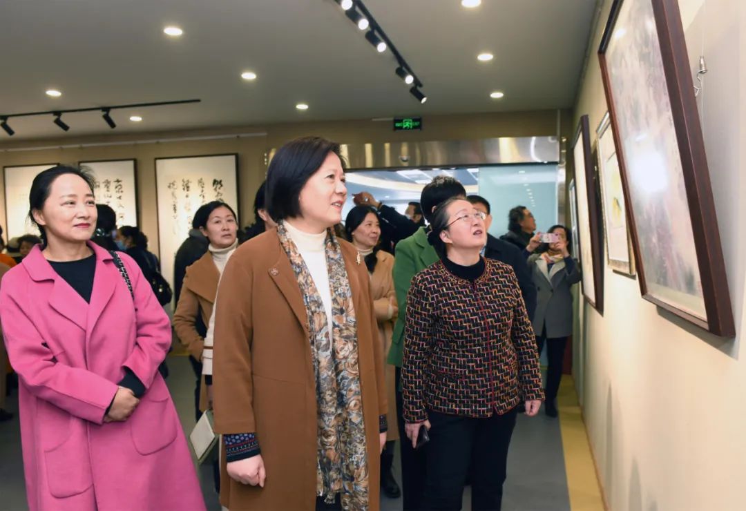 “巾帼心向党 喜迎二十大”——安徽省首届巾帼美术书法作品展在合肥开幕(图7) 图片